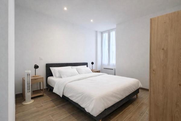 Appartement rénové Le Cannet limite Cannes 2 pièces 57 m2 duplex