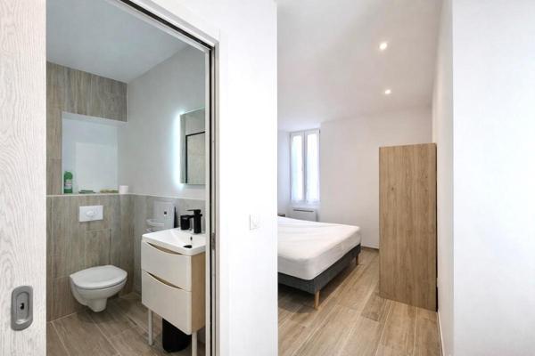 Appartement rénové Le Cannet limite Cannes 2 pièces 57 m2 duplex