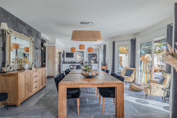 Vente Maison contemporaine Sainte-Foy-lès-Lyon 7 Pièces 190 m²