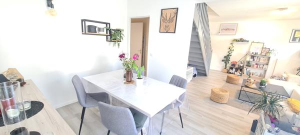 Chartres Basse ville : Grand appartement T5 avec balcon terrasse et parking