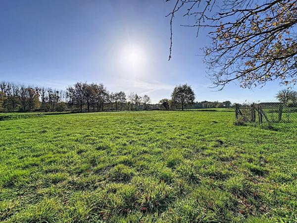 Maison à vendre à Mouliherne avec dépendances
