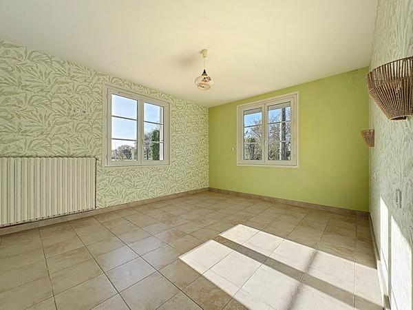 Maison à vendre à Mouliherne avec dépendances