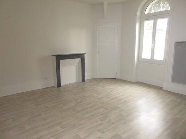 LOCATION MONTLUCON APPARTEMENT F3 BIS Montlucon