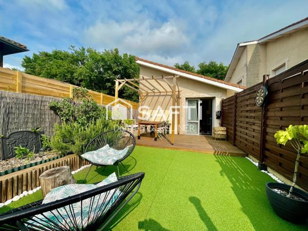 Maisonnette de charme au calme avec petit jardin et terrasse