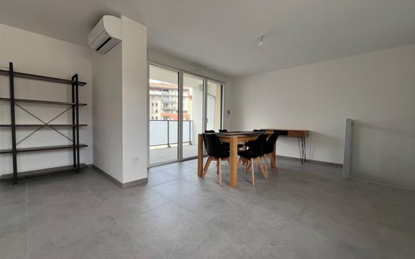 Appartement à louer    4 pièces •  Toulouse