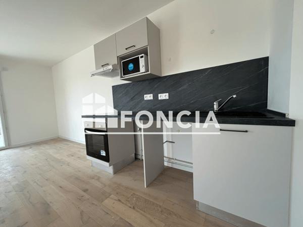 Location Appartement 3 pièces 66.6 m² - AVENUE DE BOLLAERT Lens 62300