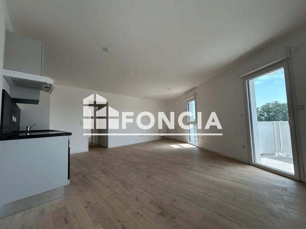 Location Appartement 3 pièces 66.6 m² - AVENUE DE BOLLAERT Lens 62300