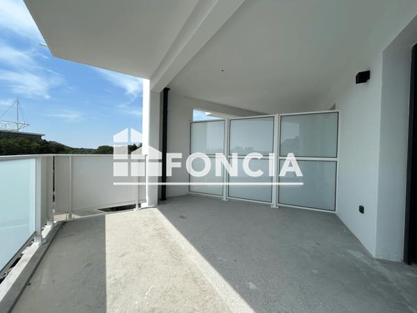 Location Appartement 3 pièces 66.6 m² - AVENUE DE BOLLAERT Lens 62300