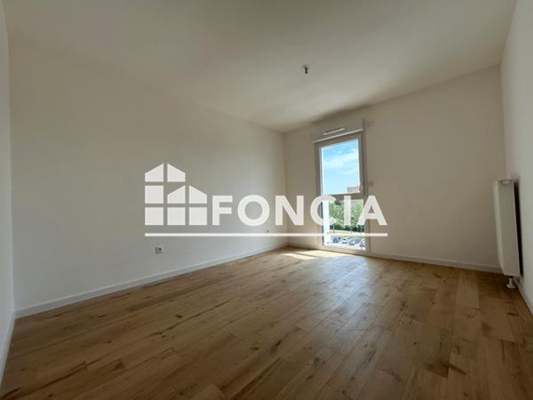 Location Appartement 3 pièces 66.6 m² - AVENUE DE BOLLAERT Lens 62300