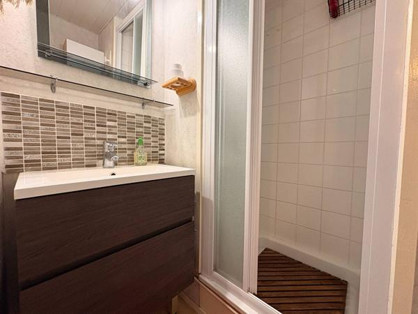 APPARTEMENT à VAUX SUR MER