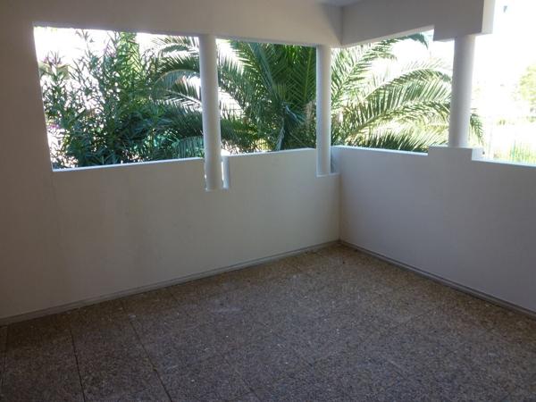 Appartement REZ DE CHAUSSEE - Narbonne 4 pièces 94 m² avec deux terrasses