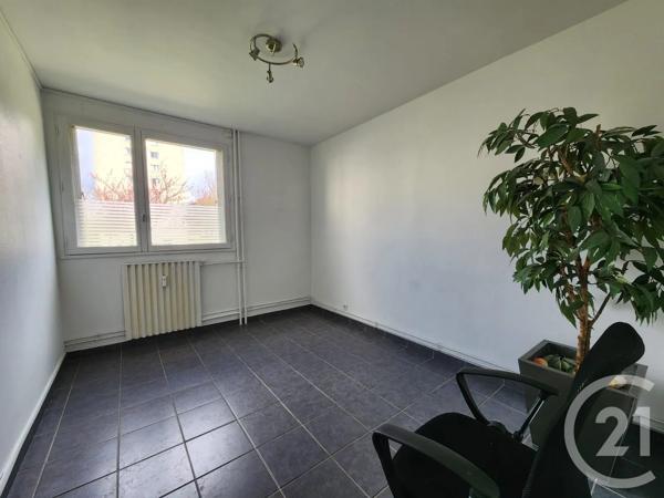 Appartement F4 à vendre  4 pièces - 85 m 2   COMPIEGNE  - 60