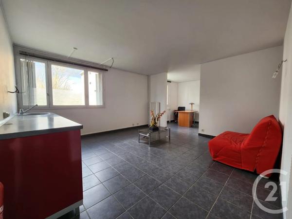 Appartement F4 à vendre  4 pièces - 85 m 2   COMPIEGNE  - 60
