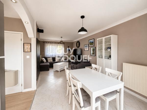 SECTEUR SUD - MAISON DE TYPE 4 D'ENVIRON 87M² AVEC TERRASSE, JARDIN ET GARAGE