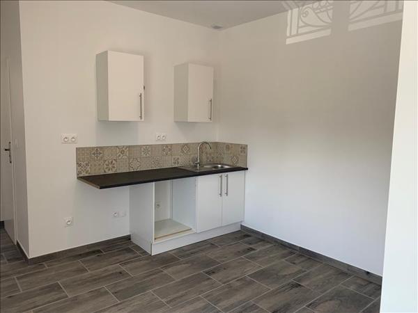 Appartement à louer |  ST FONS |  2 pièces | 27 m²