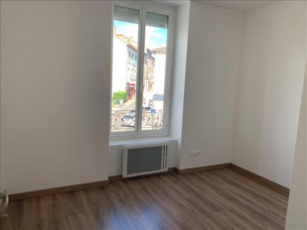 Appartement à louer |  ST FONS |  2 pièces | 27 m²