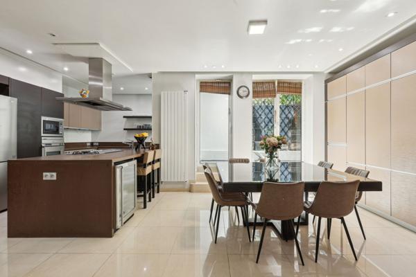 Vente Maison de luxe Neuilly-sur-Seine 12 Pièces 425 m²