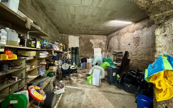 Maison à vendre    4 pièces •  Montagnac