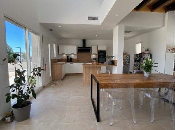 Maison Serignan 5 pièces 121 m2 environ