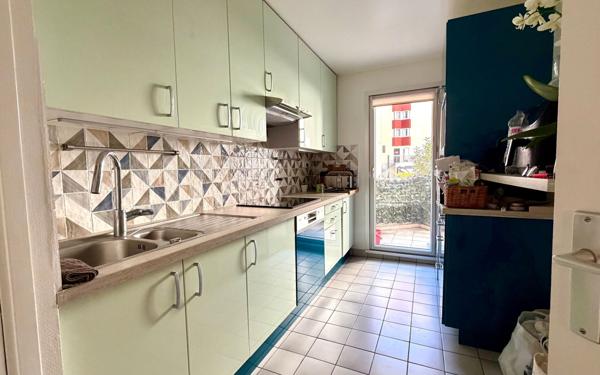 Appartement à louer    2 pièces • 51 m2 Joinville-le-Pont