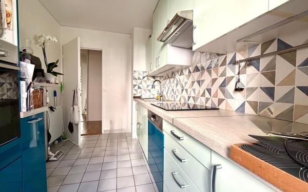 Appartement à louer    2 pièces • 51 m2 Joinville-le-Pont