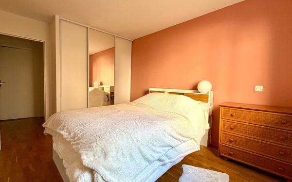 Appartement à louer    2 pièces • 51 m2 Joinville-le-Pont