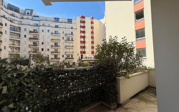 Appartement à louer    2 pièces • 51 m2 Joinville-le-Pont