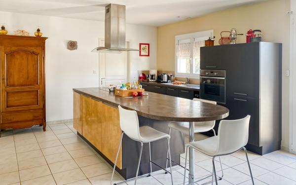 Maison à vendre    4 pièces •  Montauban