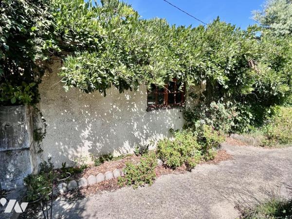 Vente maison de caractère avec deux logements à Bagnols-sur-Cèze et piscine