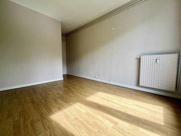 Quimper (29000) Appartement T3 Non Meublé de 70 m² avec double balcon et cellier - CHAUFFAGE INCLUS