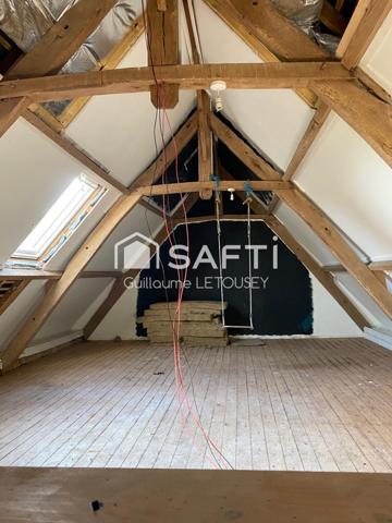 belle longère au calme. énorme potentiel. à rénover