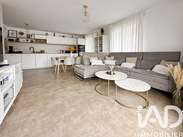 Appartement à vendre 4 pièces 79 m² Montfermeil