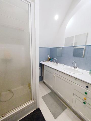 Immeuble en colocation Angers hyper centre secteur Cathédrale 207m2