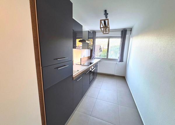 Appartement à vendre 2 pièces LA ROCHE SUR FORON (74)
