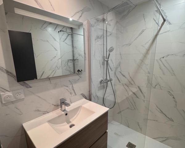 Appartement à vendre 2 pièces LA ROCHE SUR FORON (74)