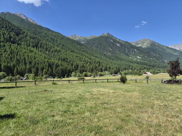 APPARTEMENT T3 TERRASSE JARDIN NEVACHE