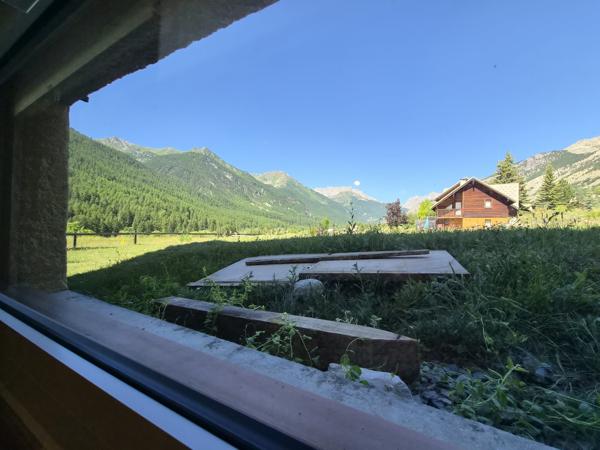 APPARTEMENT T3 TERRASSE JARDIN NEVACHE