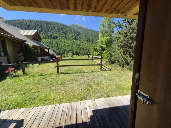 APPARTEMENT T3 TERRASSE JARDIN NEVACHE