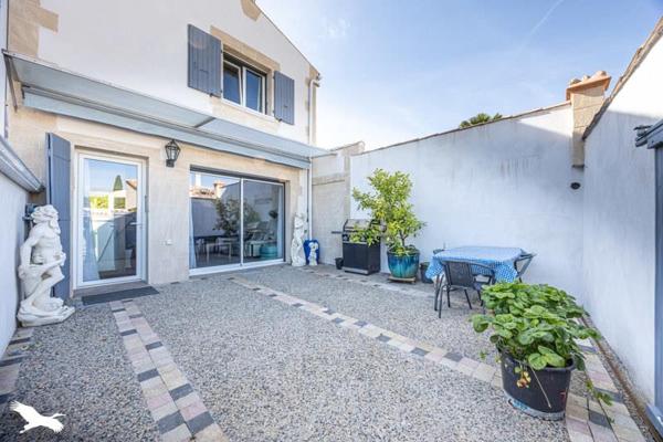 Maison à vendre |  Salles-sur-Mer |  5 pièces | 92 m²