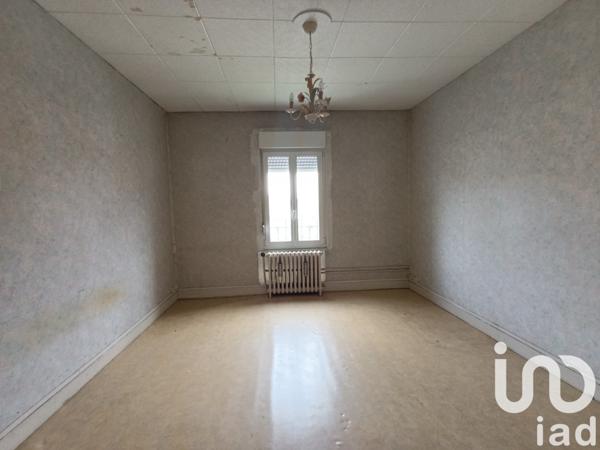 Maison 5 pièces de 105 m² à Givet (08600)