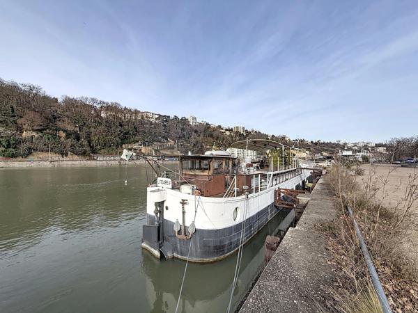 Péniche habitation – 170 m² – CONFLUENCE LYON 2e