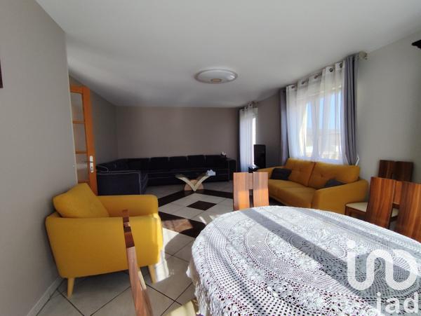 Pavillon 6 pièces de 133 m² à Vinay (51530)