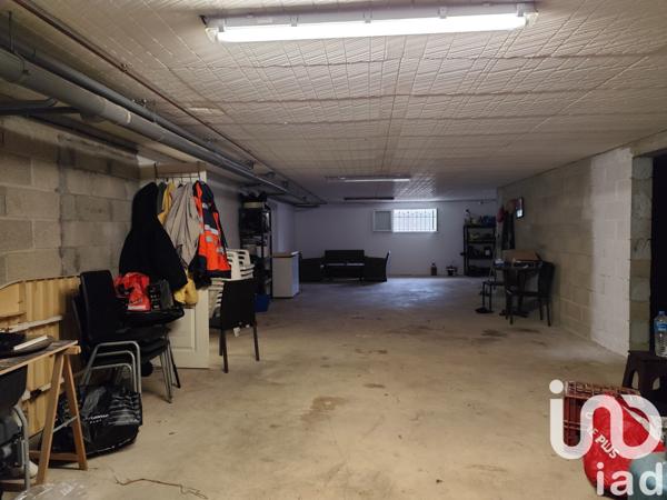 Pavillon 6 pièces de 133 m² à Vinay (51530)