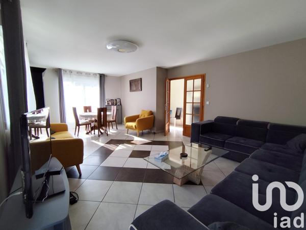 Pavillon 6 pièces de 133 m² à Vinay (51530)