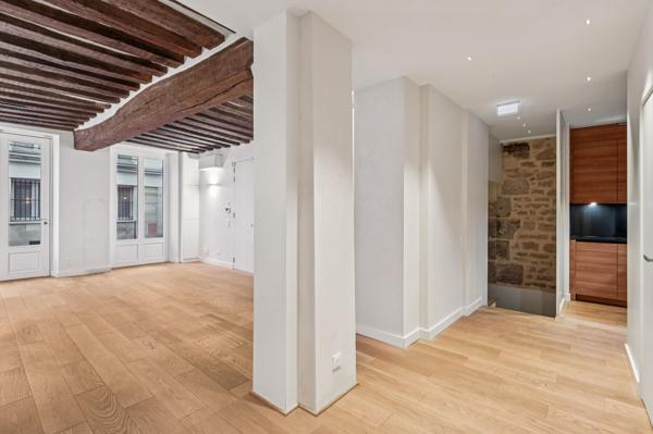 Vente Immeuble Paris 3 327.49 m²