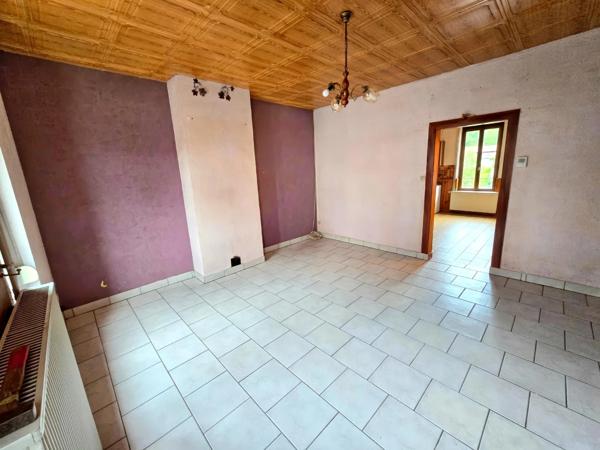 HIRSON (02) - 🏡 Vente maison avec 2 chambres 🛏️🛏️, avec terrasse et jardin ☘️