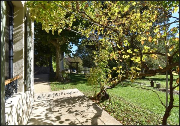 T5 en Duplex avec 3270 m² de jardin à Gap