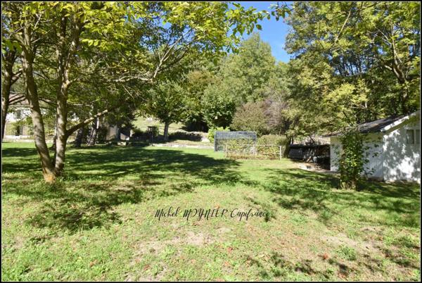 T5 en Duplex avec 3270 m² de jardin à Gap