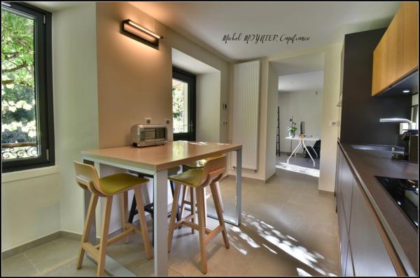 T5 en Duplex avec 3270 m² de jardin à Gap