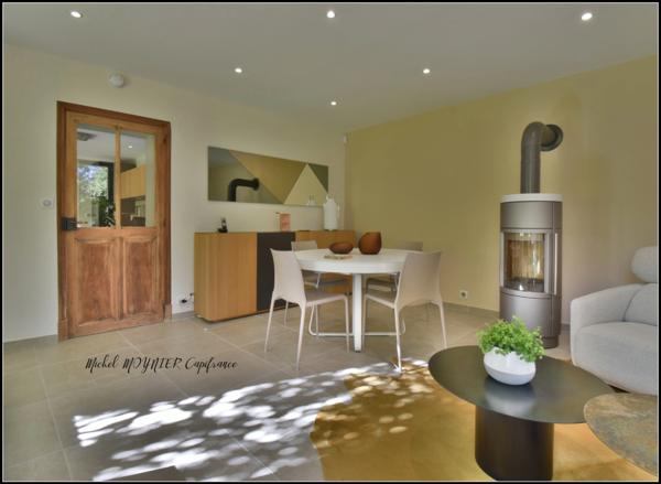 T5 en Duplex avec 3270 m² de jardin à Gap